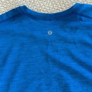 Lululemon athletic t shirt